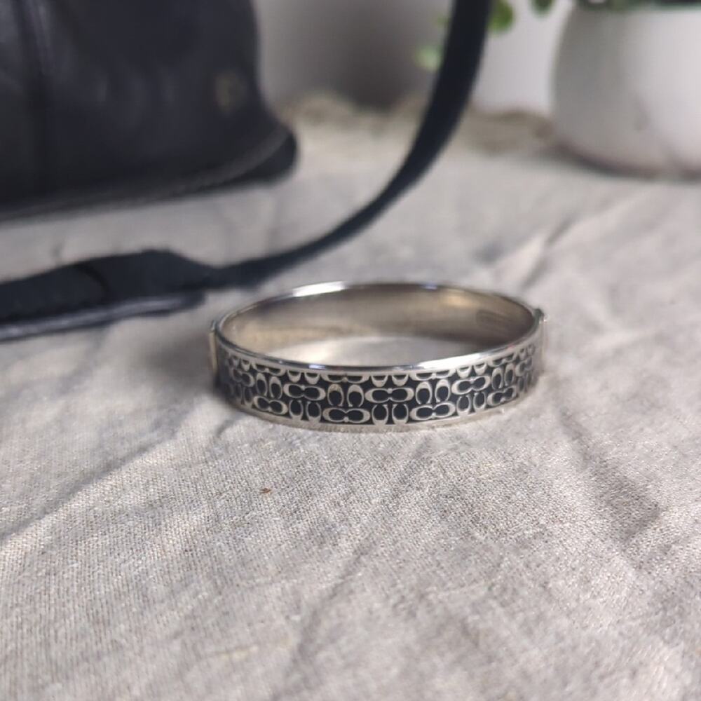 Coach Signature C Bangle Bracelet with Dust Bag Designer Gift Ready Jewelry